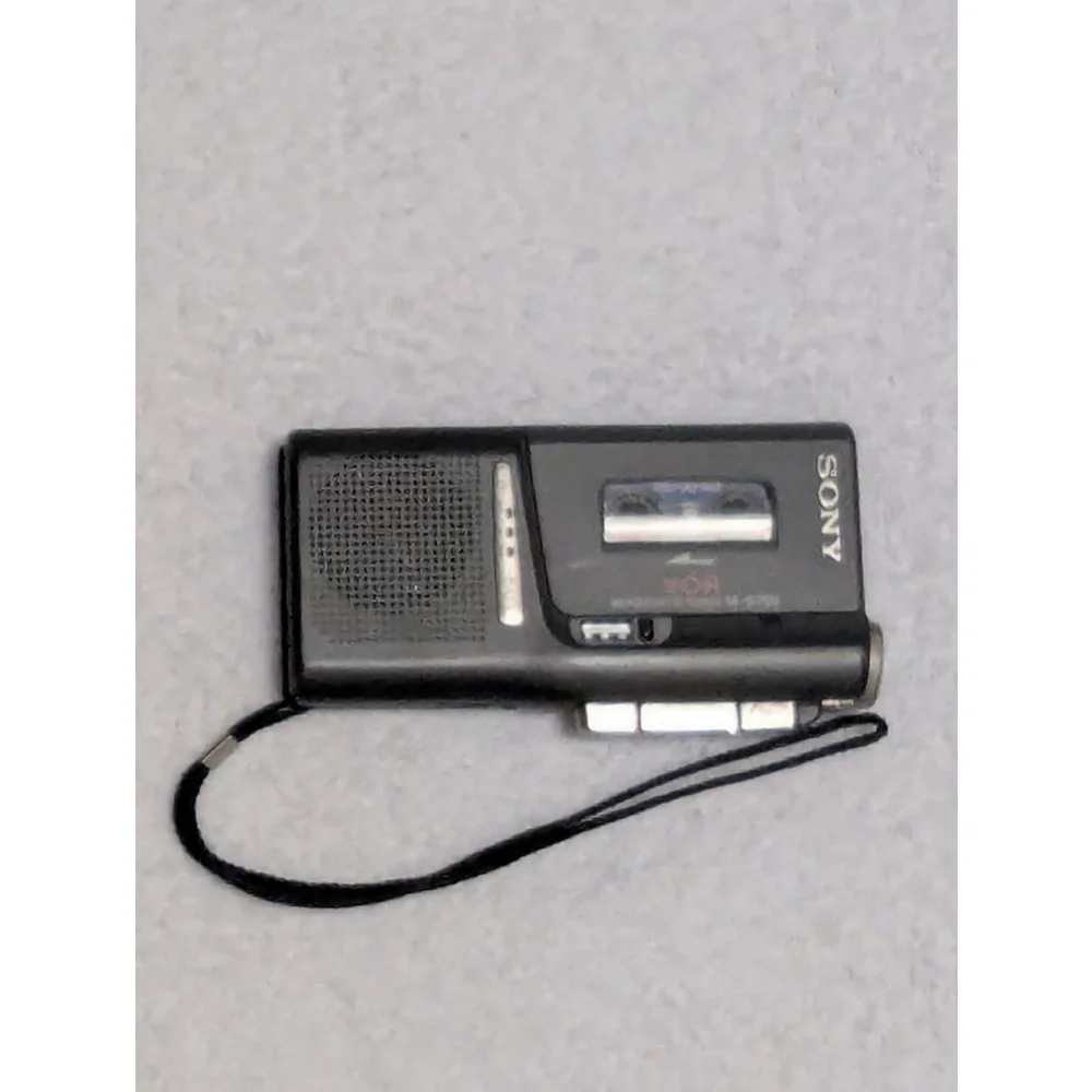 Sony Black Microcassette Recorder One Size Light comes on but not turning
